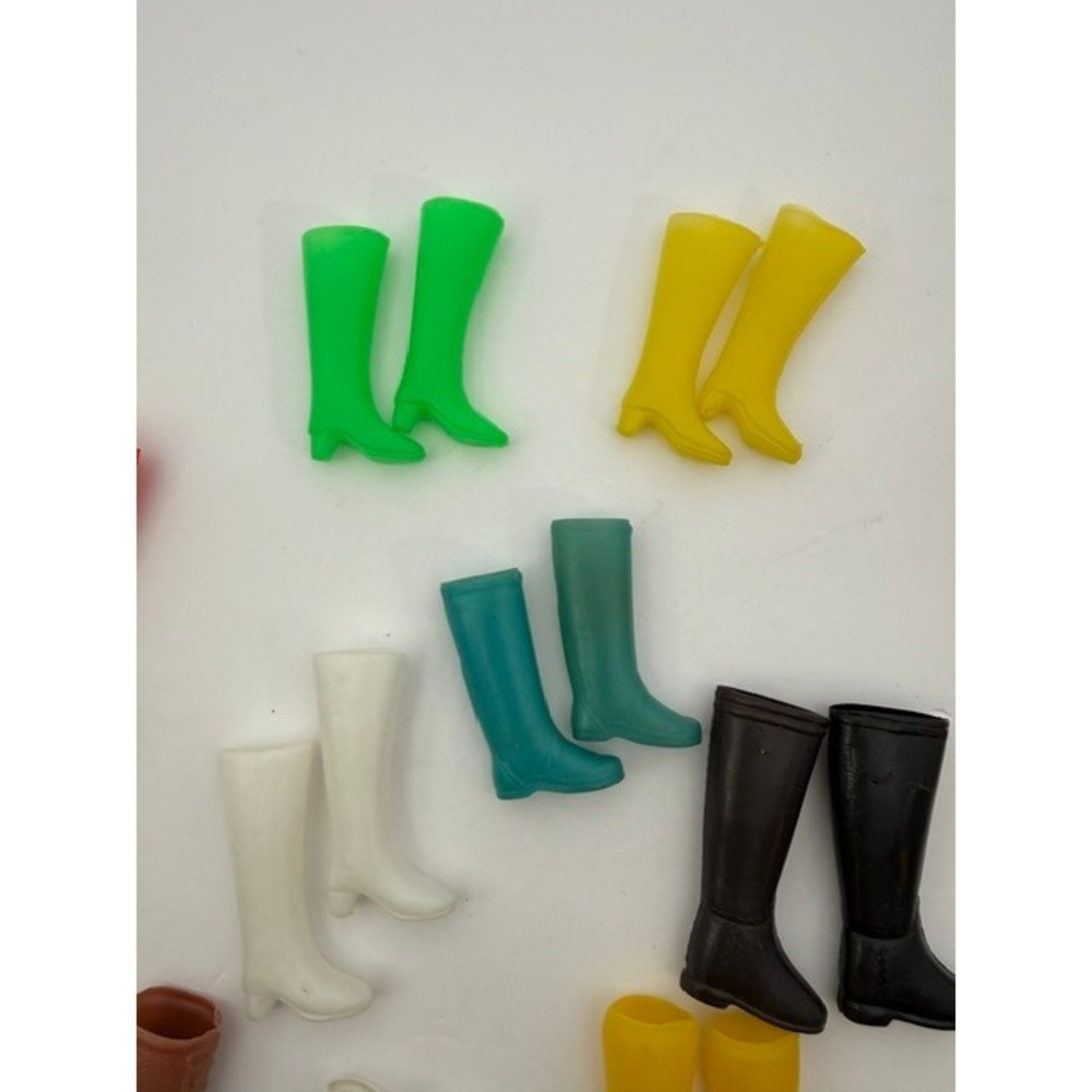 Vintage Fashion & Barbie Doll Boot Lot Mixed Colors Styles Go-Go Riding Fashion - Picture 9 of 9